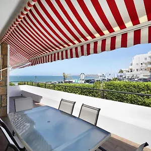 Primera Línea Con Vistas Al Mar Apartamento